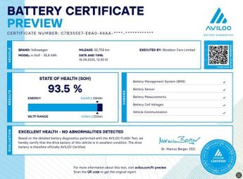 VOLKSWAGEN E-GOLF 35.8kWh e-Golf Hatchback 5dr Electric Auto (136 ps)