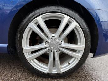 AUDI A3 1.8 TFSI S line Hatchback 3dr Petrol S Tronic quattro Euro 6 (s/