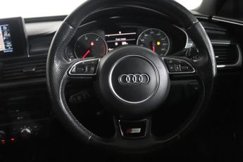 AUDI A6 AVANT 2.0 TDI ultra Black Edition Estate 5dr Diesel S Tronic Euro 6 (s