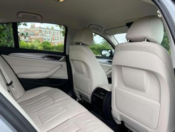BMW 5 SERIES 2.0 520I SE Auto 4dr