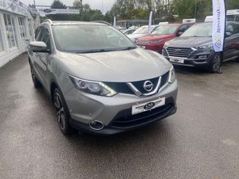 Nissan Qashqai 1.2 DIG-T Tekna SUV 5dr Petrol Manual 2WD Euro 6 (s/s) (115 ps)