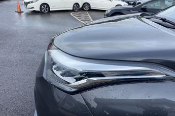 TOYOTA C-HR 1.8 VVT-h GPF Icon SUV 5dr Petrol Hybrid CVT Euro 6 (s/s) (122 p