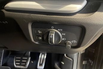 AUDI A3 1.5 TFSI CoD 35 Black Edition Sportback 5dr Petrol S Tronic Euro