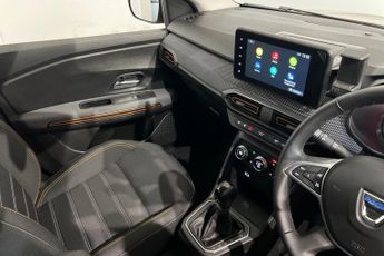 DACIA SANDERO STEPWAY 1.0 TCe Prestige Hatchback 5dr Petrol CVT Euro 6 (s/s) (90 ps) F