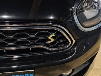 MINI COUNTRYMAN 1.5 7.6kWh Cooper SE Classic SUV 5dr Petrol Plug-in Hybrid Auto 