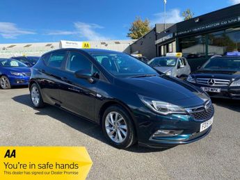 Vauxhall Astra 1.6 CDTi BlueInjection Tech Line Nav Hatchback 5dr Diesel Manual