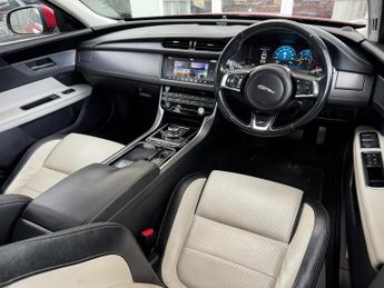 JAGUAR XF 2.0d R-Sport Saloon 4dr Diesel Auto Euro 6 (s/s) (180 ps)