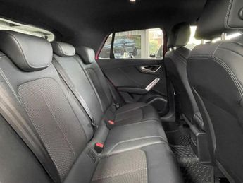 AUDI Q2 1.6 TDI 30 S line SUV 5dr Diesel Manual Euro 6 (s/s) (116 ps)