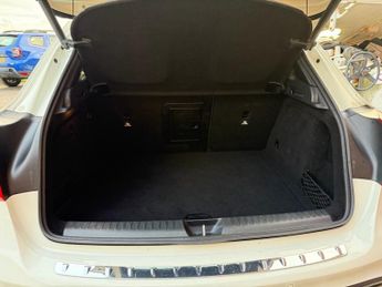 MERCEDES-BENZ GLA 2.1 GLA220d AMG Line (Executive) SUV 5dr Diesel 7G-DCT 4MATIC Eu