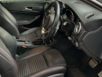 MERCEDES-BENZ CLA 1.6 CLA180 AMG Line Edition Coupe 4dr Petrol 7G-DCT Euro 6 (s/s)