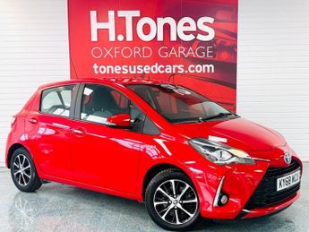 TOYOTA YARIS 1.5 VVT-h Icon Tech Hatchback 5dr Petrol Hybrid E-CVT Euro 6 (s/