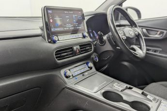 HYUNDAI KONA 64kWh Premium SUV 5dr Electric Auto (7kW Charger) (204 ps)
