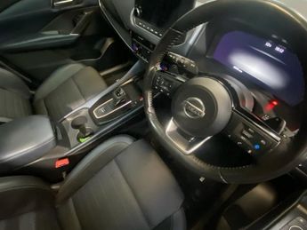 NISSAN QASHQAI 1.3 DIG-T MHEV Tekna SUV 5dr Petrol Hybrid XTRON Euro 6 (s/s) (1