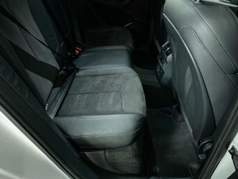 AUDI Q5 2.0 TDI 40 S line SUV 5dr Diesel S Tronic quattro Euro 6 (s/s) (