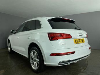 AUDI Q5 2.0 TDI 40 S line SUV 5dr Diesel S Tronic quattro Euro 6 (s/s) (