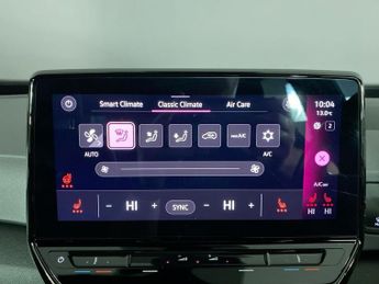 VOLKSWAGEN ID.3 Pro 58kWh Life Hatchback 5dr Electric Auto (145 ps)