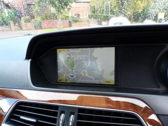 MERCEDES-BENZ C-CLASS 2.1 C220 CDI BlueEfficiency Elegance Saloon 4dr Diesel G-Tronic+