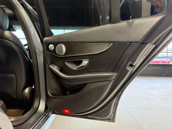 MERCEDES-BENZ C-CLASS 2.0 C300 AMG Line (Premium Plus) Saloon 4dr Petrol G-Tronic+ Eur