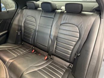 MERCEDES-BENZ C-CLASS 2.0 C300 AMG Line (Premium Plus) Saloon 4dr Petrol G-Tronic+ Eur
