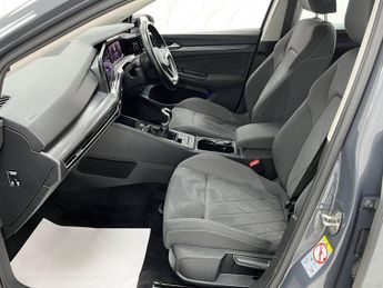 VOLKSWAGEN GOLF 1.5 TSI Style Hatchback 5dr Petrol Manual Euro 6 (s/s) (130 ps)