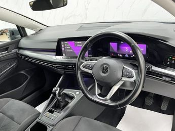 VOLKSWAGEN GOLF 1.5 TSI Style Hatchback 5dr Petrol Manual Euro 6 (s/s) (130 ps)