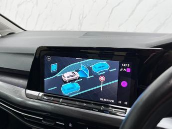 VOLKSWAGEN GOLF 1.5 TSI Style Hatchback 5dr Petrol Manual Euro 6 (s/s) (130 ps)