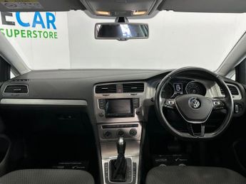 VOLKSWAGEN GOLF 1.6 TDI BlueMotion Tech SE Estate 5dr Diesel DSG Euro 5 (s/s) (1