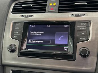 VOLKSWAGEN GOLF 1.6 TDI BlueMotion Tech SE Estate 5dr Diesel DSG Euro 5 (s/s) (1