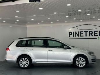 VOLKSWAGEN GOLF 1.6 TDI BlueMotion Tech SE Estate 5dr Diesel DSG Euro 5 (s/s) (1