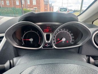 FORD FIESTA 1.4 TDCi DPF Zetec Hatchback 5dr Diesel Manual (104 g/km, 69 bhp