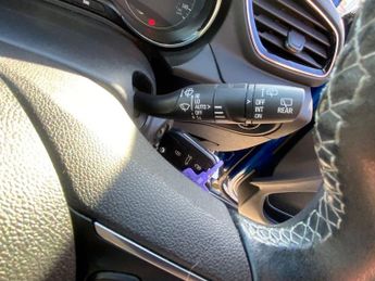 VAUXHALL GRANDLAND X 1.2 Turbo GPF Sport Nav SUV 5dr Petrol Auto Euro 6 (s/s) (130 ps