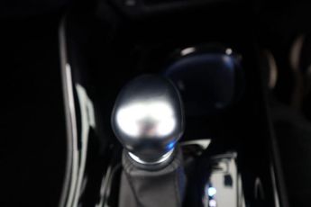 TOYOTA C-HR 1.8 VVT-h Design CVT Euro 6 (s/s) 5dr