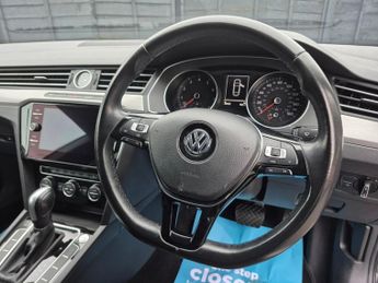 VOLKSWAGEN ARTEON 2.0 TSI SE Fastback 5dr Petrol DSG Euro 6 (s/s) (190 ps)