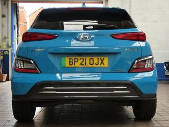HYUNDAI KONA 64kWh Premium SUV 5dr Electric Auto (10.5kW Charger) (204 ps)