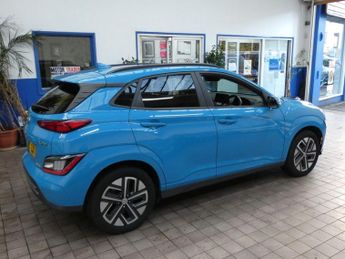 HYUNDAI KONA 64kWh Premium SUV 5dr Electric Auto (10.5kW Charger) (204 ps)