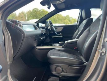 MERCEDES-BENZ EQA EQA 350 AMG Line 4Matic 4WD 5dr