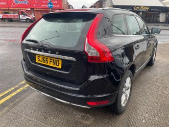 VOLVO XC60 2.4 D5 SE LUX NAV SUV 5DR DIESEL AUTO AWD EURO 6 220