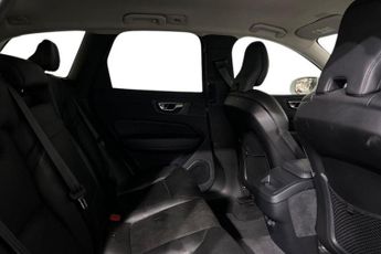 VOLVO XC60 2.0 T4 Edition SUV 5dr Petrol Auto Euro 6 (s/s) (190 ps) Cruise 