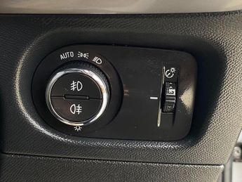 VAUXHALL MOKKA ELECTRIC 50kWh Ultimate SUV 5dr Electric Auto (136 ps)