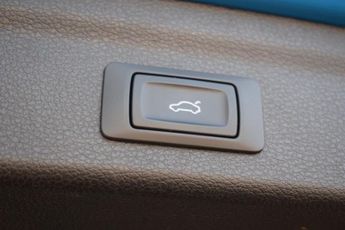 AUDI Q3 1.5 TFSI CoD 35 S line SUV 5dr Petrol S Tronic Euro 6 (s/s) (150