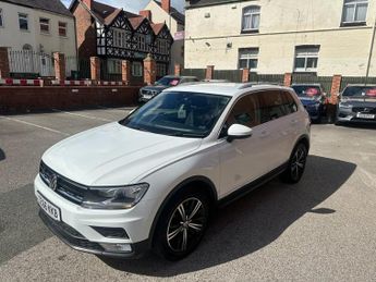 Volkswagen Tiguan 2.0 TDI BlueMotion Tech SE Navigation SUV 5dr Diesel Manual Euro