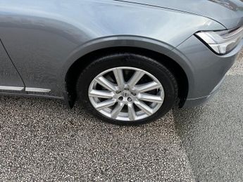 VOLVO V90 2.0 D5 PowerPulse Inscription Pro Estate 5dr Diesel Auto AWD Eur