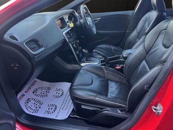 VOLVO V40 1.5 T3 R-Design Edition Hatchback 5dr Petrol Auto Euro 6 (s/s) (