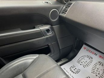 LAND ROVER RANGE ROVER SPORT 3.0 SD V6 HSE Dynamic SUV 5dr Diesel Auto 4WD Euro 6 (s/s) (306 