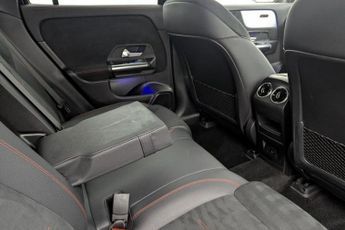 MERCEDES-BENZ EQA EQA 250 66.5kWh AMG Line SUV 5dr Electric Auto (190 ps)
