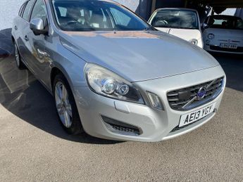Volvo V60 2.4 D5 SE Lux Nav Estate 5dr Diesel Geartronic Euro 5 (215 ps)