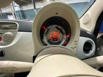 FIAT 500 1.2 Lounge Hatchback 3dr Petrol Dualogic Euro 4 (69 bhp)