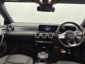 MERCEDES-BENZ CLA 1.3 CLA250e 15.6kWh AMG Line (Premium) Coupe 4dr Petrol Plug-in 