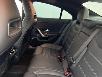 MERCEDES-BENZ CLA 1.3 CLA250e 15.6kWh AMG Line (Premium) Coupe 4dr Petrol Plug-in 