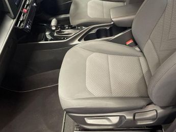 KIA NIRO 1.6h GDi 2 SUV 5dr Petrol Hybrid DCT Euro 6 (s/s) (139 bhp)